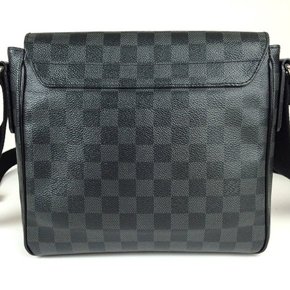 Louis Vuitton Damier Graphite District PM Crossbody Shoulder Bag - Picture 3 of 9